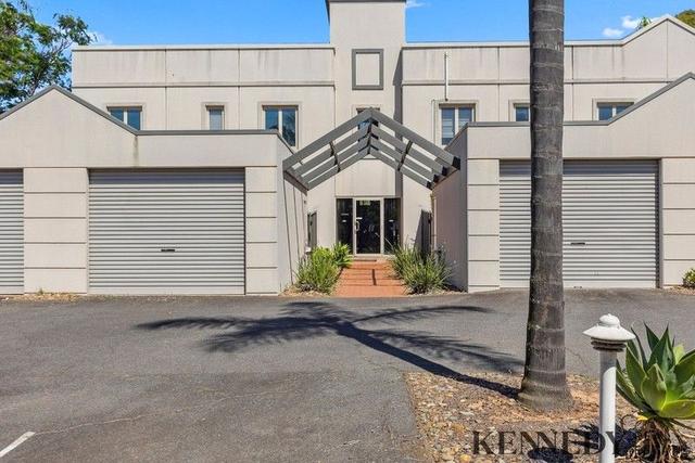 8/217 Melbourne Street, NSW 2647