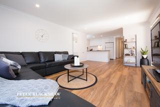 lounge room
