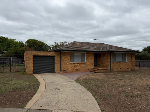 6 MacFarland Crescent, ACT 2606