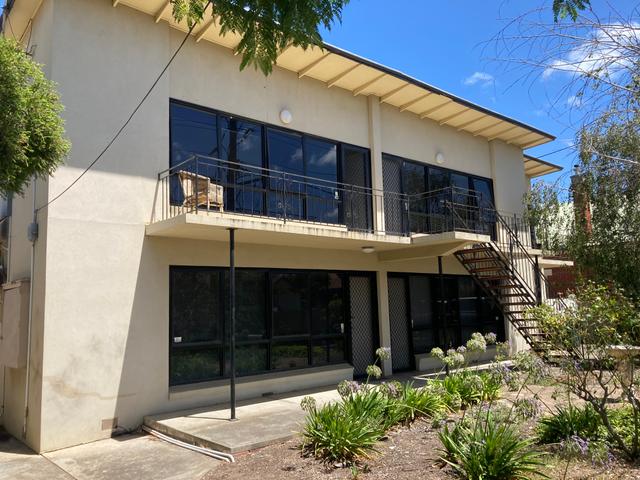 2/90 McKillop Street, VIC 3220