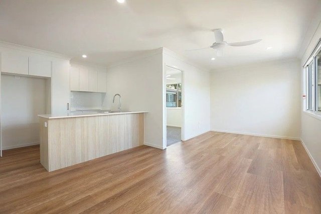 2/6 Messines Crescent, QLD 4220
