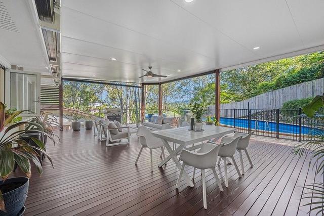 38 Fairweather Street, QLD 4069