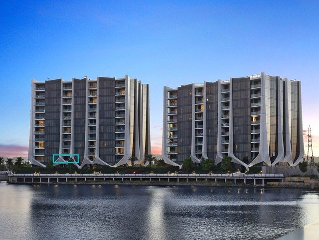 4201/24 The Lanes  Boulevard, QLD 4218