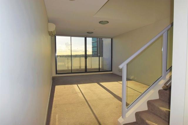 801/12 Brodie Spark Drive, NSW 2205