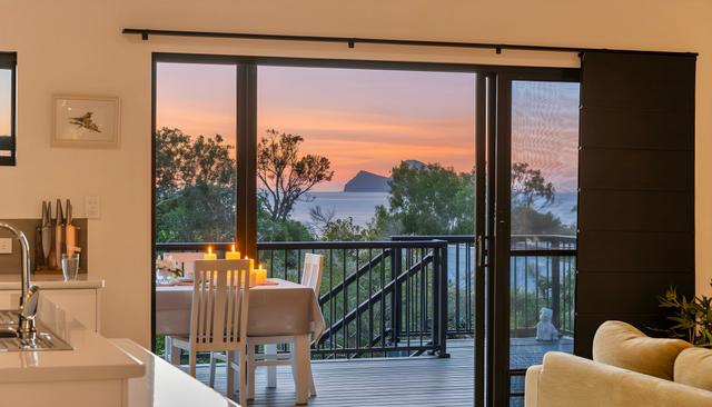 9 Roseric Crescent, QLD 4800