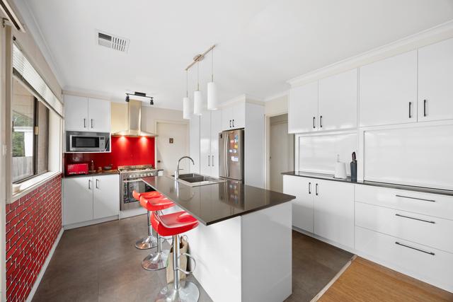 16 Cinerea Avenue, VIC 3156