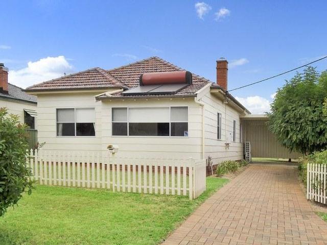 13 Upper Street, NSW 2340