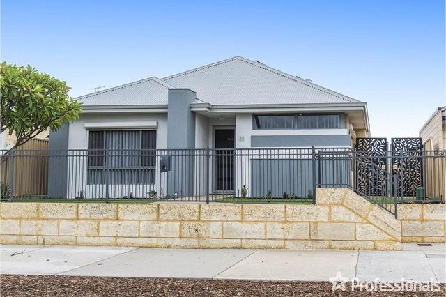 18 Kardan Boulevard, WA 6122