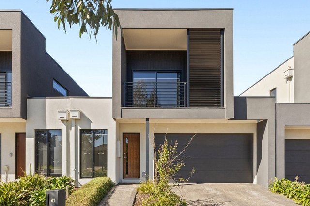 16 Verona Crescent, VIC 3336