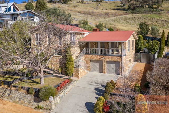 24 Hickenbotham Street, ACT 2906