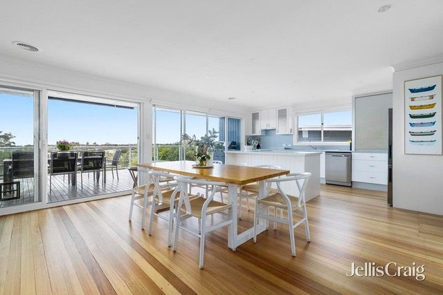 25 Garden Street, VIC 3942