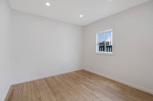 14a Tuggerah Parade, NSW 2261