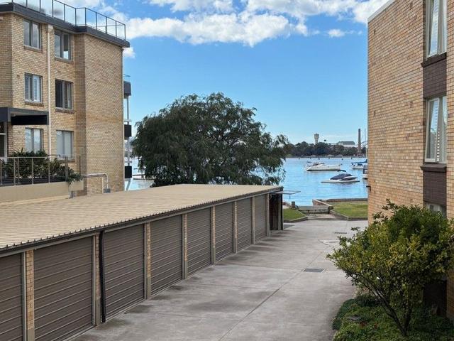 2/104 Lower St Georges Crescent, NSW 2047