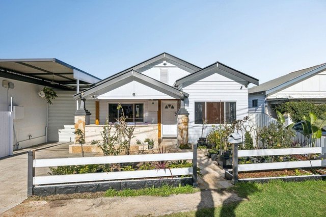 6 Augusta Street, NSW 2196