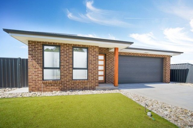 35 McLean Drive, VIC 3400
