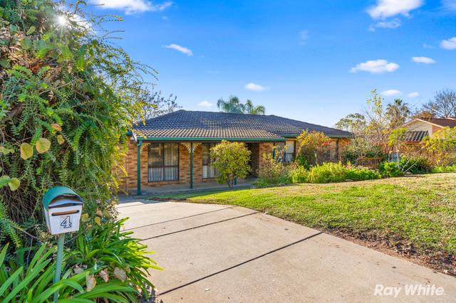 4 Berembee Road, NSW 2650