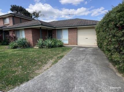 1/101 Hurricane Drive, NSW 2566