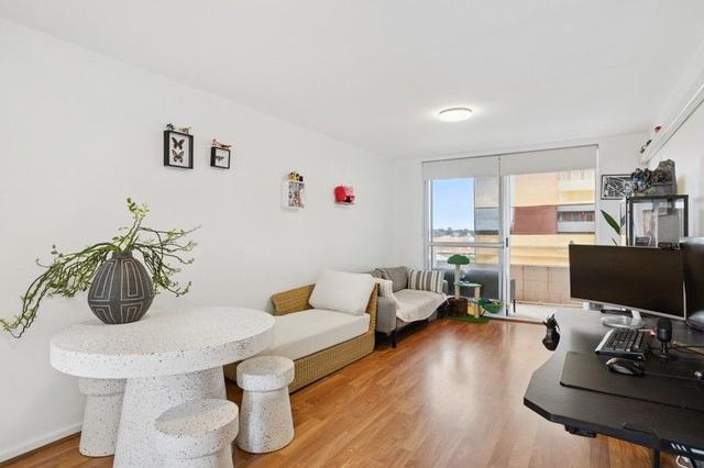 76/8 Hampton Street, WA 6100