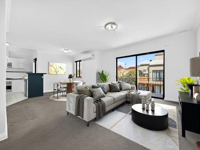 12/28 Bronte Street, WA 6004