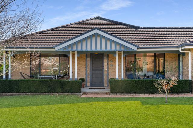 14 Matavia Place, NSW 2576