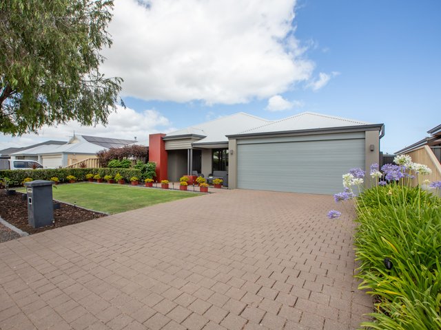 11 Glenelg Drive, WA 6232