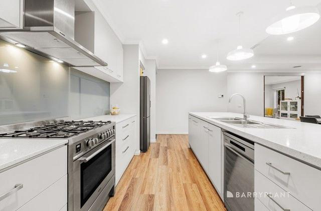 26 Greenside Way, VIC 3754