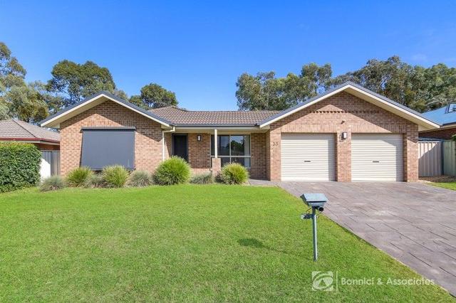 33 Daysdale Way, NSW 2640