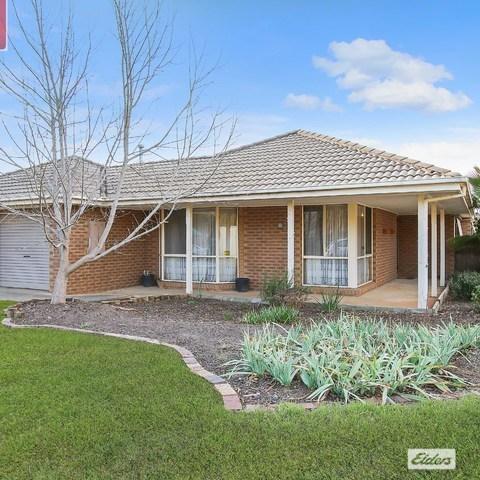 8 Elmslie Circuit, VIC 3690