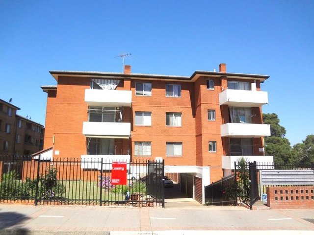 8/30 Speed Street, NSW 2170