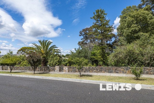 11 De Chene Parade, VIC 3058
