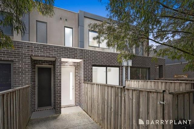 2/190 Gordons Road, VIC 3752