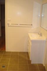 Bathroom (2014-01-17)