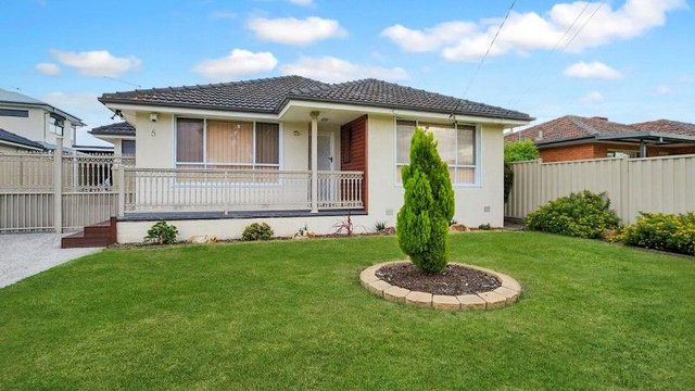 5 Blackburn Street, VIC 3075