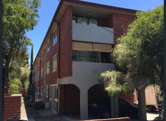 1/19 Gladstone Street, VIC 3101