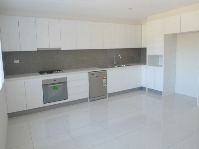 1/44 Dargan Street, NSW 2199