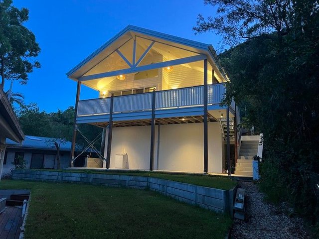 12B Karingal Ct, QLD 4573