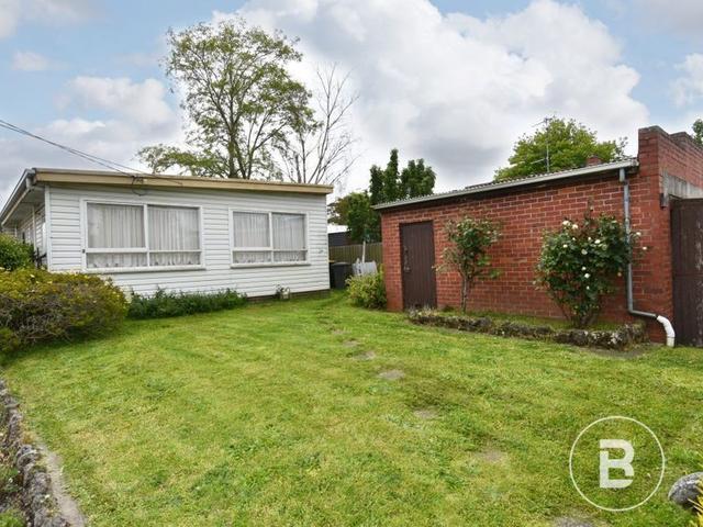 8 Malakoff Street, VIC 3350