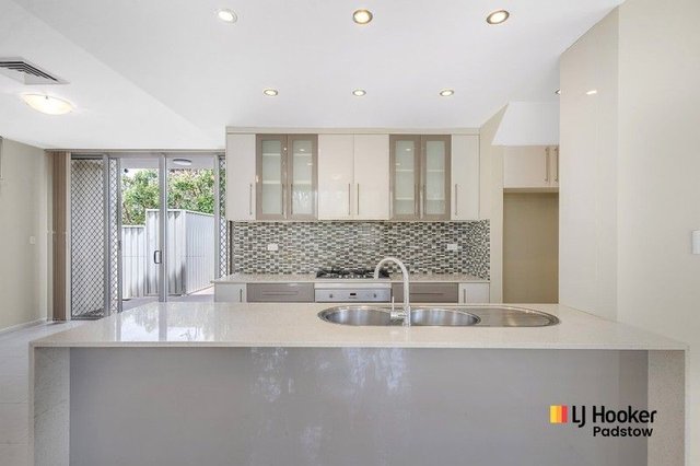 1 Kinross Place, NSW 2212