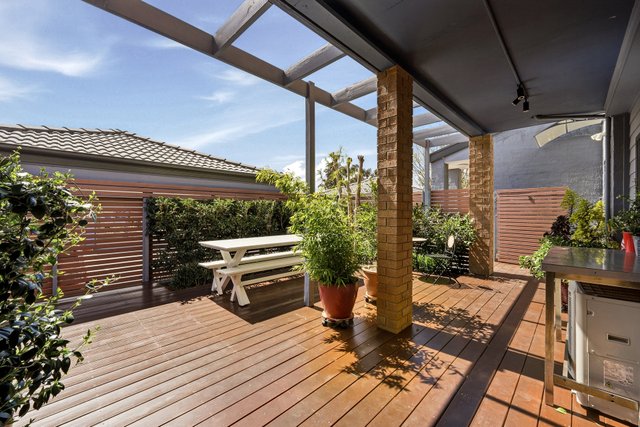 2/27 Whitmore Crescent, ACT 2602