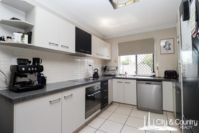 Unit 2/195 Miles Street, QLD 4825