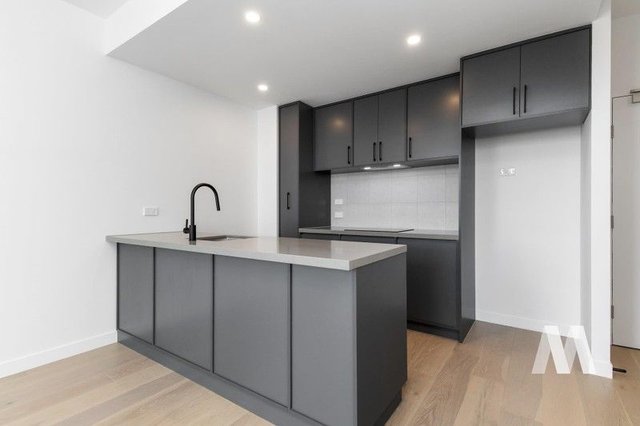 1B/77 Sutton Street, VIC 3051