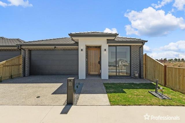 11 Paskas Drive, VIC 3336