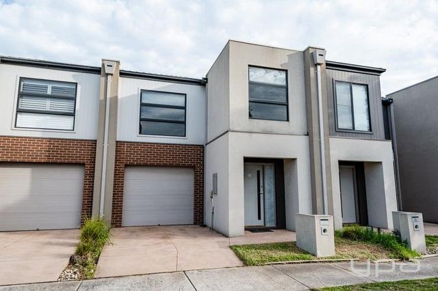18 Amaroo Walk, VIC 3030