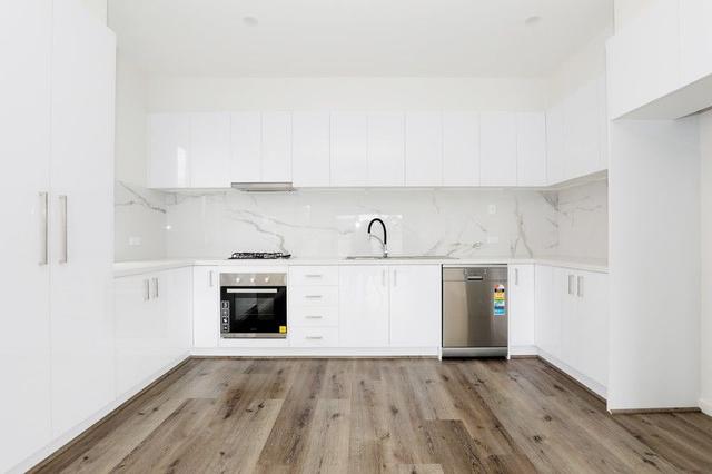 6/15 South Crescent, VIC 3081