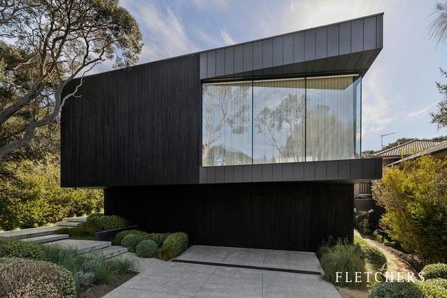 16 Pasadena Street, VIC 3941