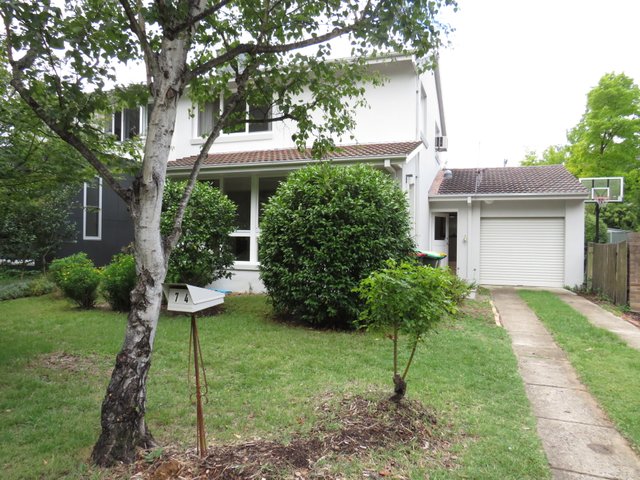 74 Anzac Park, ACT 2612