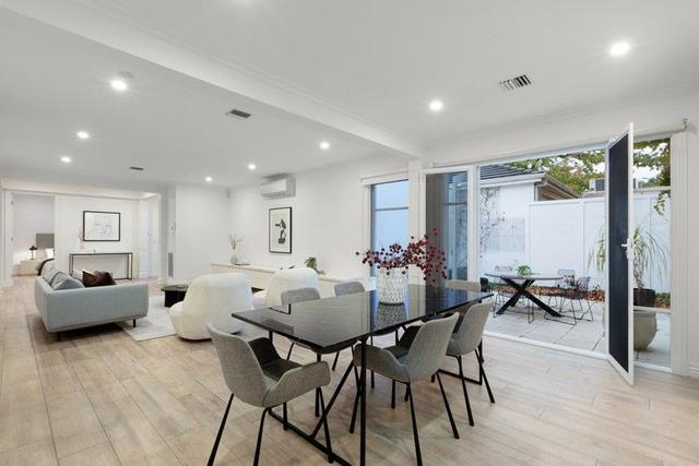 2/5 Dean Avenue, VIC 3183