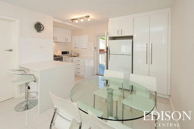 2/132 Subiaco Road, WA 6008