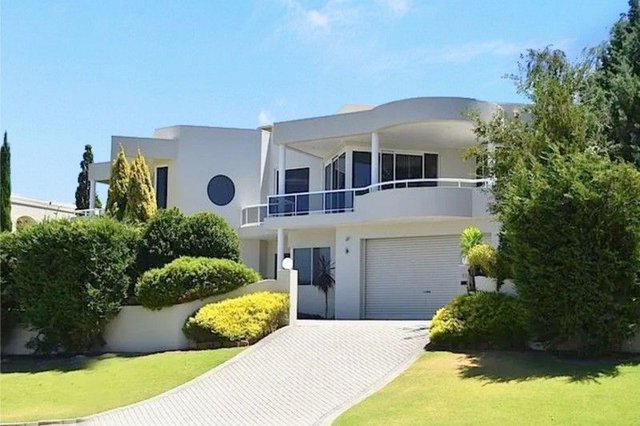 332 The Boulevard, WA 6015