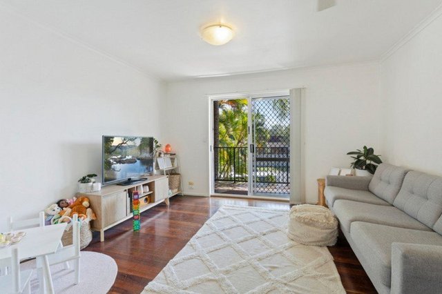 2/1 Tarni Avenue, QLD 4221